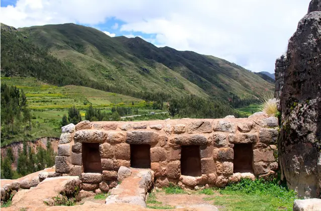 cusco-city-tour-puca-pucara